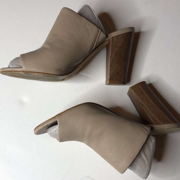 Saks Fifth Avenue Melina Block Heel Mule in Nude 9 - Picture 7 of 14